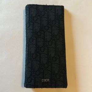Dior vertical wallet